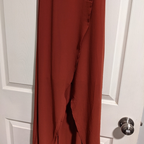 Asymmetrical Charlotte Russe dress - Picture 2 of 6